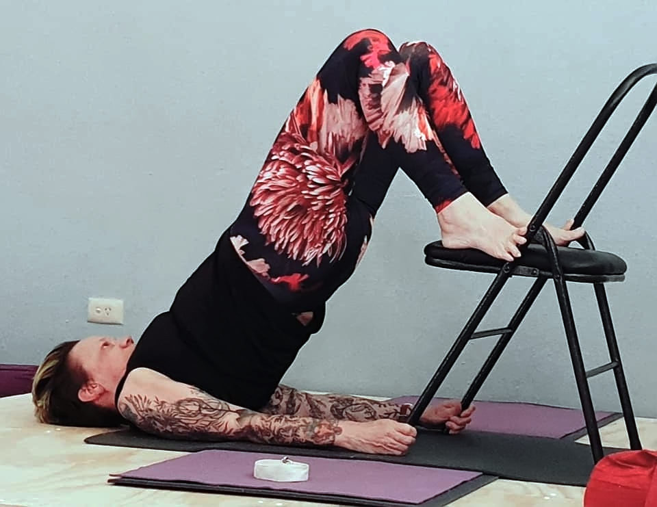 Chair Yoga For Senior Citizens: Chair Yoga For Back Pain